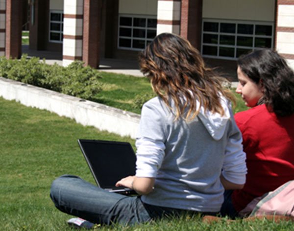 GNM / ANM एडमिशन 2026: जरूरी दस्तावेज़ और प्रक्रिया